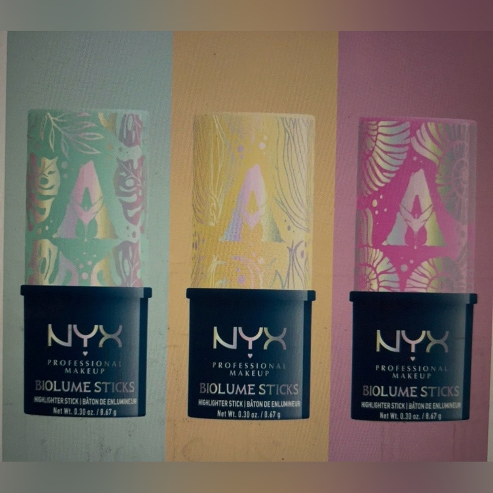 3 NYX Avatar The Way of Water Biolume Face and Body Highlighters.